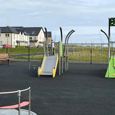 Entire 3bd 15 Minutes From Dublin Airport